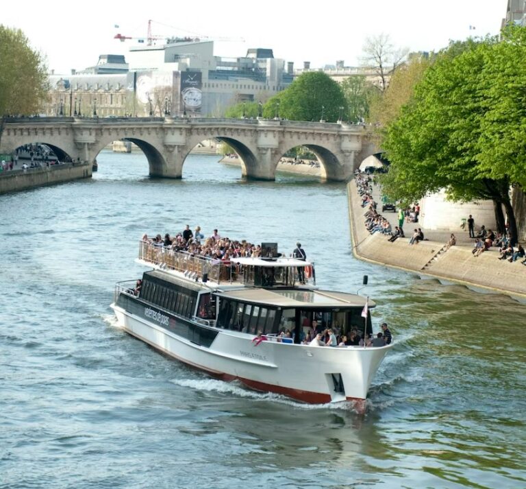 שייט על נהר הסיין Seine River Cruises